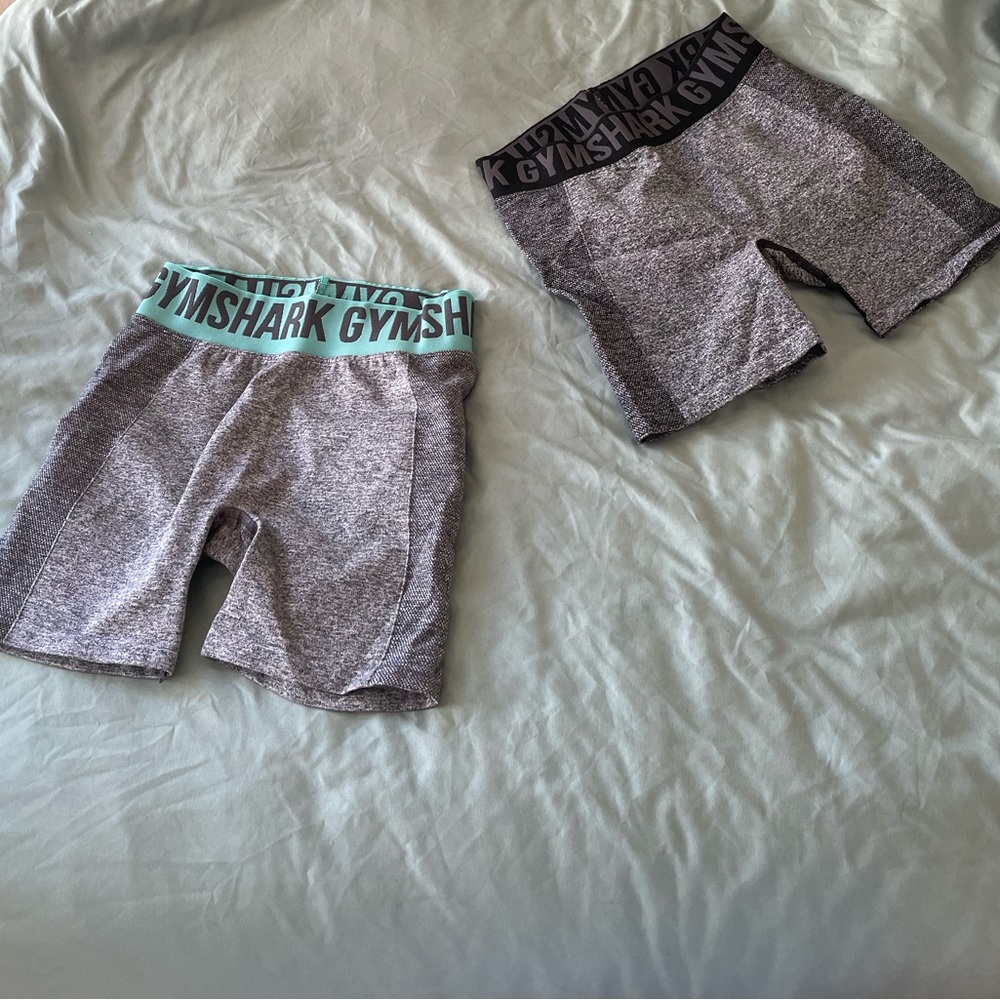 Gymshark flex shorts (2) - turquoise and black